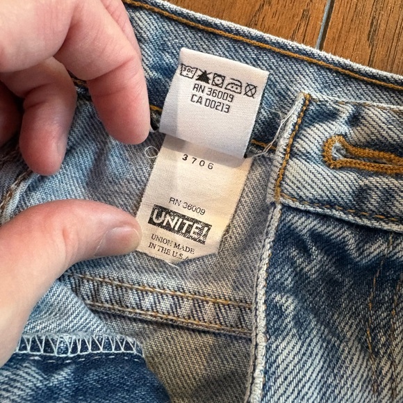 Vintage Calvin Klein cutoffs size 12 - Picture 5 of 6